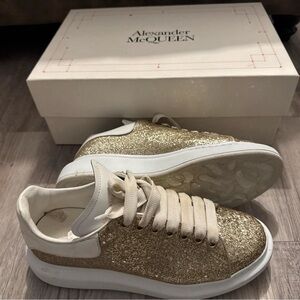 AMO Gold Glitter Women's Sneakers